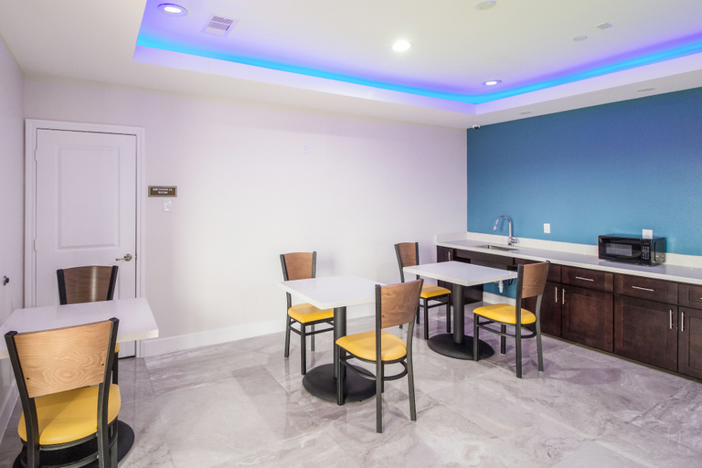 Others 5, Scottish Inn & Suites Houston Willowbrook, Houston