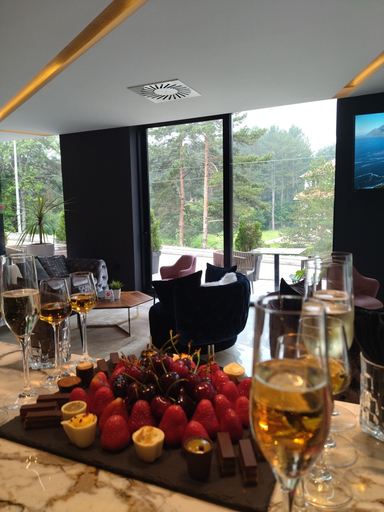 Food & Drinks 5, Hotel Royal Mountain, Valjevo
