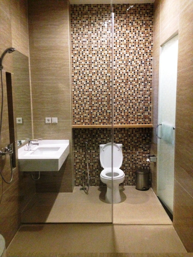 Bathroom, Petogogan Residence, South Jakarta