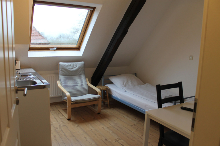Bedroom 2, Boardinghaus Georgsheil, Aurich