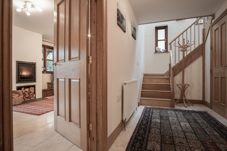 Others 5, Llais Afon - 3 Bedroom Holiday Home - Fishguard, Pembrokeshire