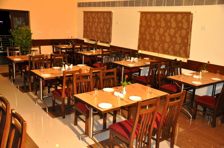 Food & Drinks 5, Sri Krishna Palace, Krishnagiri
