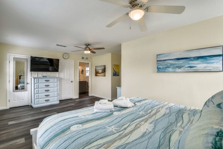 Bedroom 2, Sea Gem, Galveston