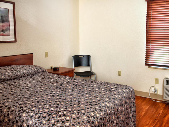 Bedroom 3, Extended Stay America Select Suites - Oklahoma City - Del City, Oklahoma