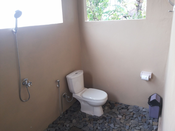 Bathroom 4, ESA di Kubu Homestay, Buleleng