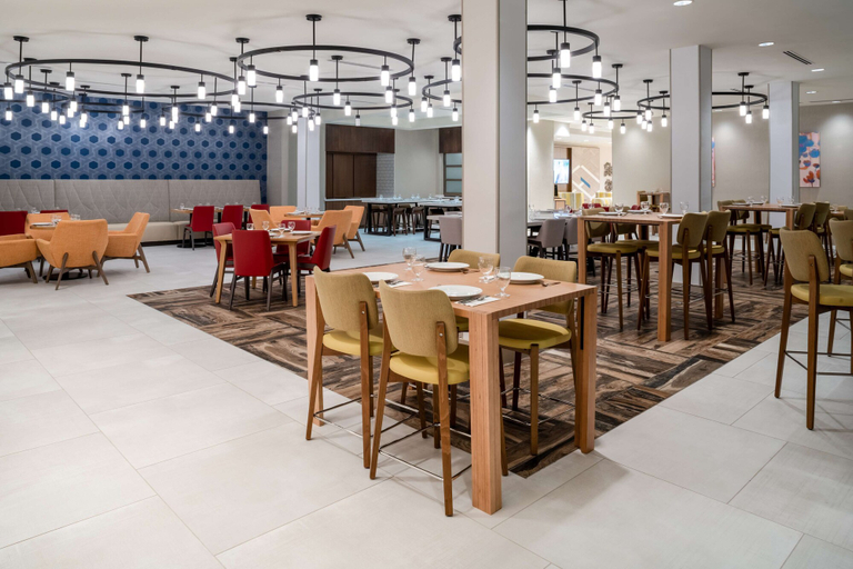 Food & Drinks 5, Hilton Garden Inn Brunswick, Glynn