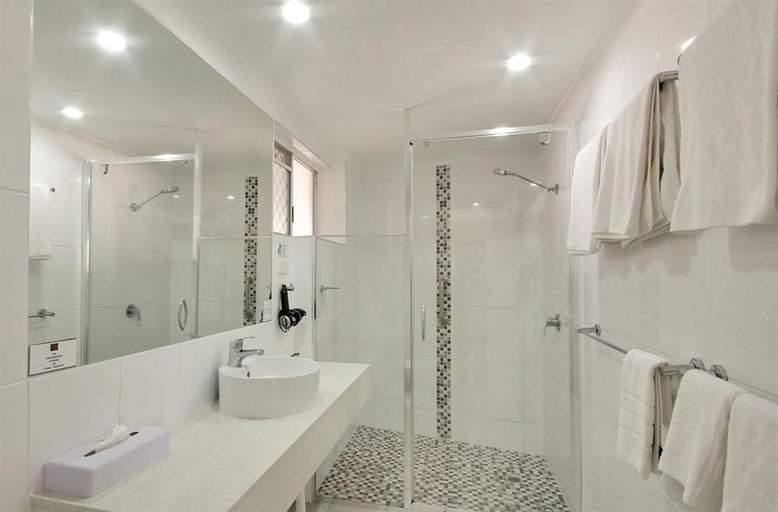 Bathroom 5, Colonial Palms Motor Inn, Whitsunday
