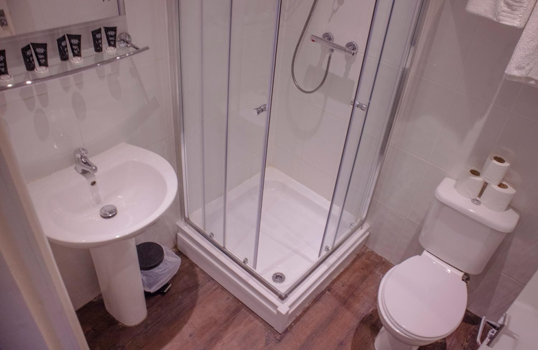 Bathroom 4, Primelodge Doncaster, Doncaster