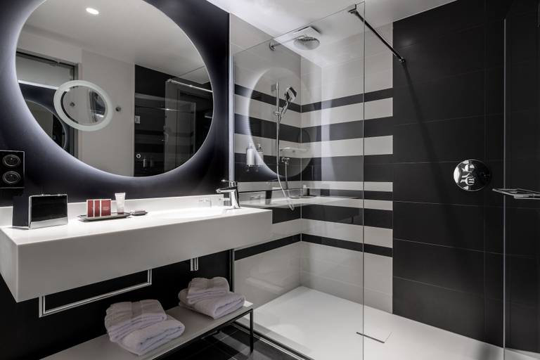 Bathroom 3, Hotel Villa KOEGUI Bayonne, Pyrénées-Atlantiques