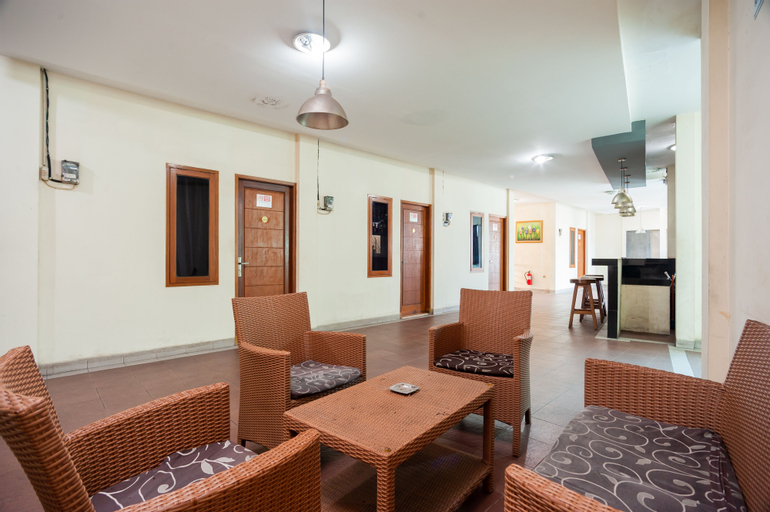Public Area 14