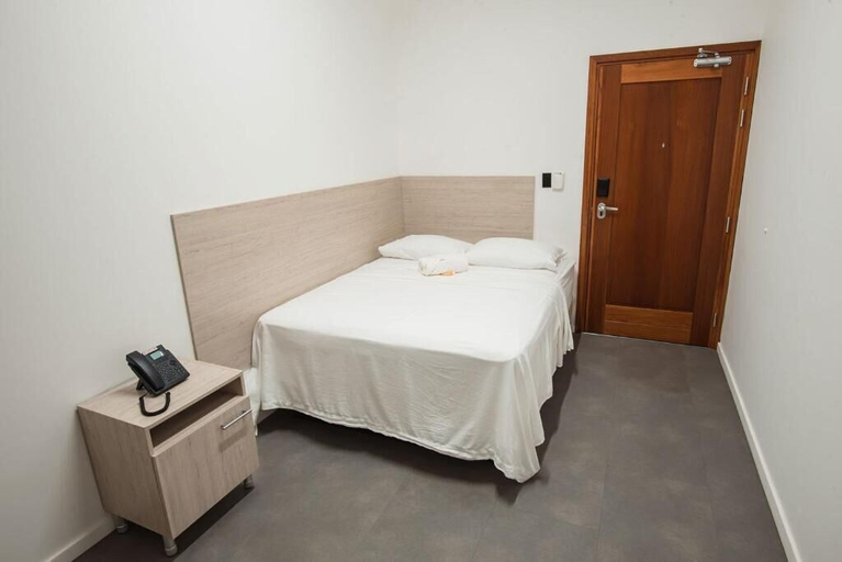 Bedroom 3, Royal Brasil Hotel, Blauwgrond