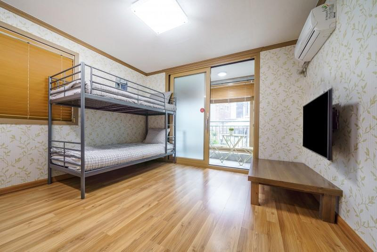 Bedroom 4, Samcheok Come Play Pension, Samcheok