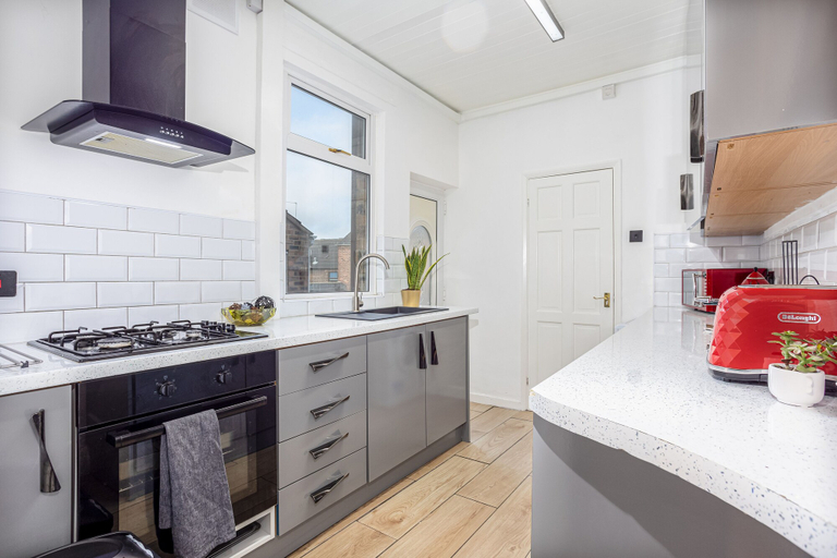 Others 5, Stylish 3 bedroom home, Stoke-on-Trent