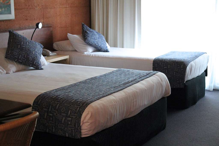 Bedroom 2, Best Western Pemberton Hotel, Manjimup