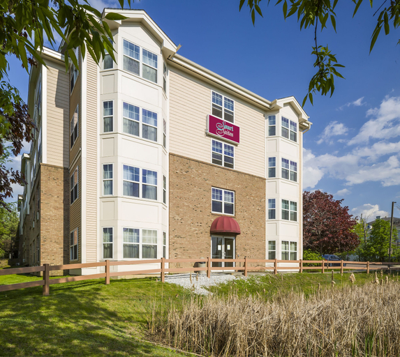 Exterior & Views 2, Smart Suites, an Ascend Collection Hotel, Chittenden