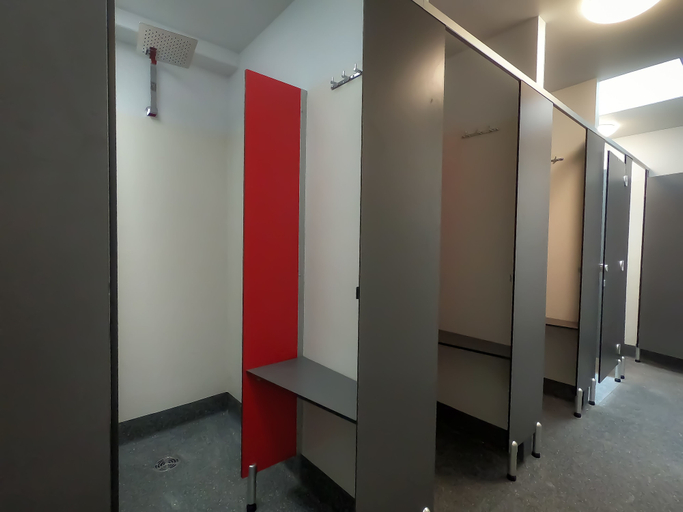 Others 5, Pod Inn, Launceston - Pt B
