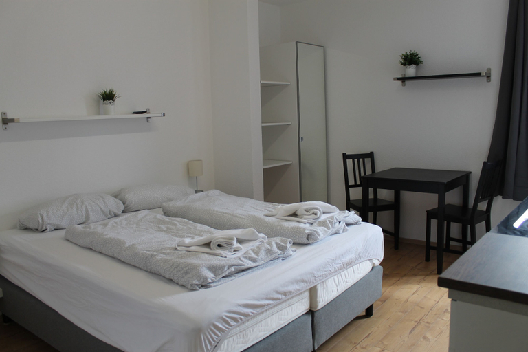 Bedroom 4, Boardinghaus Georgsheil, Aurich