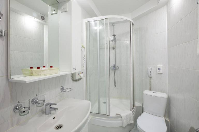 Bathroom 3, Hotel Krasnoyarsk, Krasnoyarsk