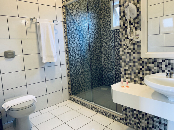 Bathroom 3, Pousada Quinta do Vale, Gramado