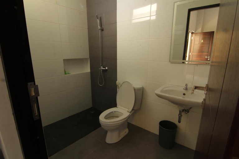 Bathroom 4, Hotel Mandari, Buleleng