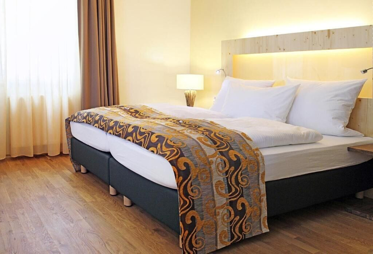 Bedroom 2, Brauhotel & Gasthof GROSCH, Coburg