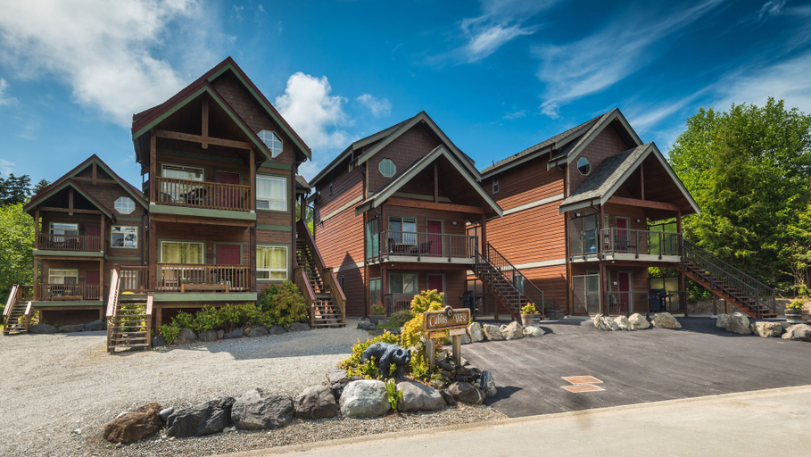 Exterior & Views, Cabins West, Alberni-Clayoquot