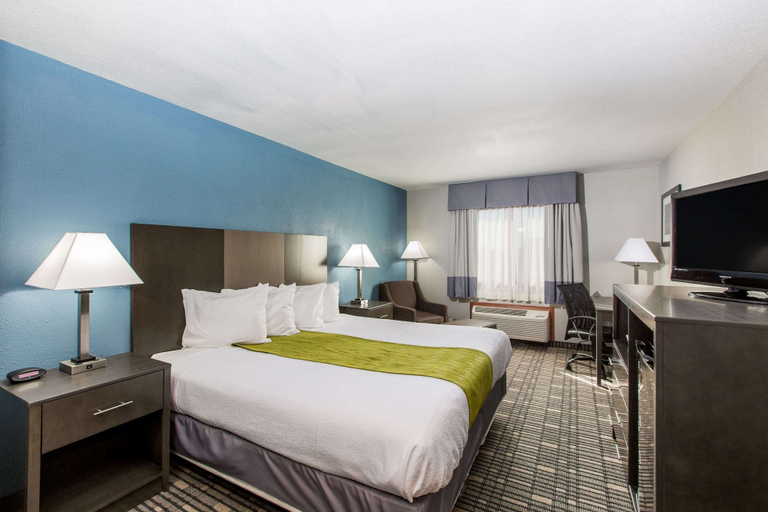 Bedroom 4, Baymont by Wyndham Pella, Marion