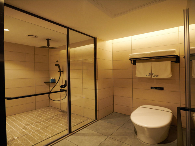 Bathroom 3, Starway Hotel Jiaozuo Spring City International Trade Plaza, Jiaozuo
