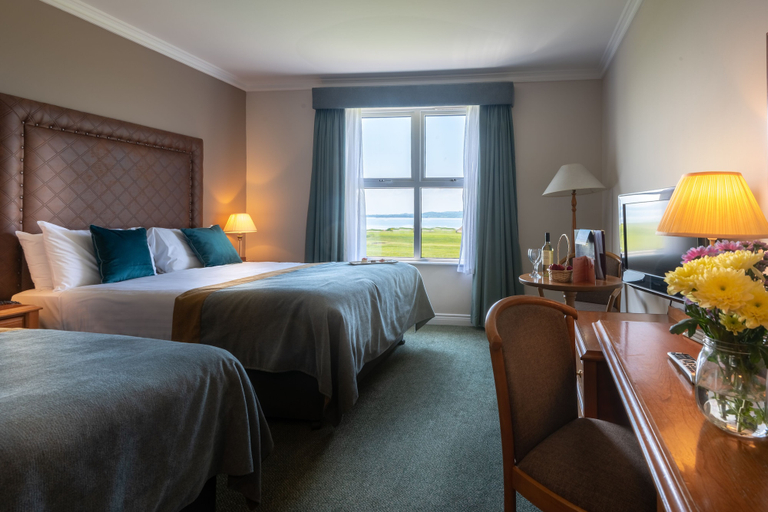 Bedroom 4, Inishowen Gateway Hotel