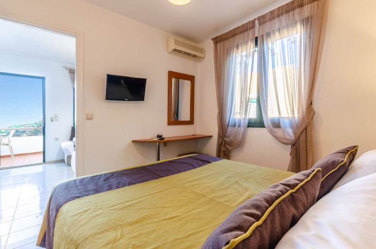 Bedroom 3, Pela Mare Hotel, Crete