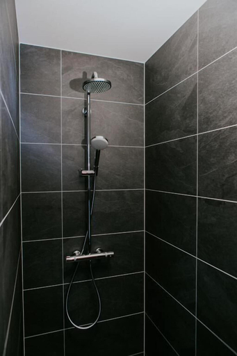 Bathroom 4, Hotel New Regina, West-Vlaanderen