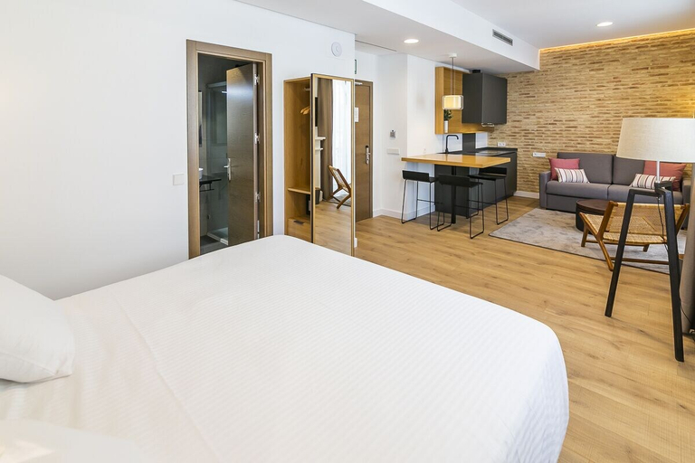 Bedroom 2, Aquitania Home Suites, Sevilla