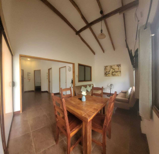 Others 5, Hotel Amira, Hojancha