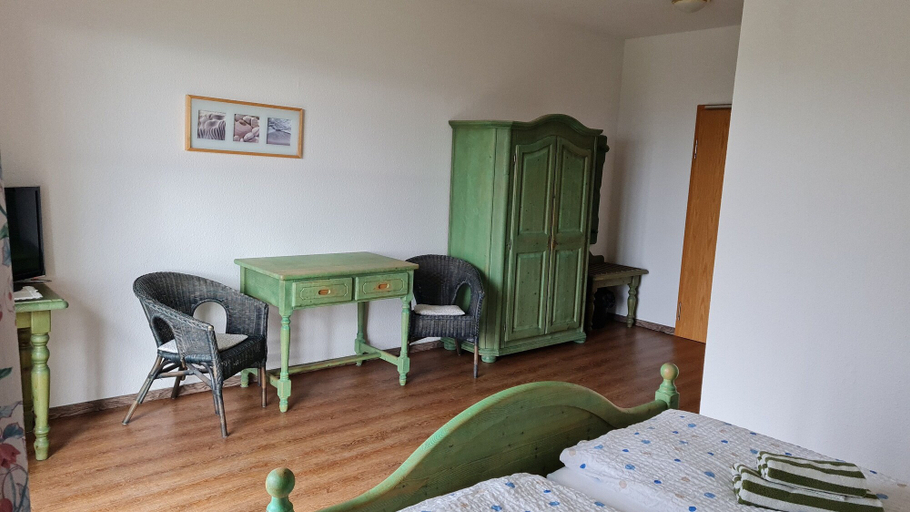 Bedroom 4, Pension Breitenborn, Hildburghausen