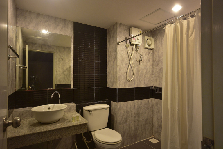 Bathroom 5, LOFT Salaya, Phuttha Mon Thon