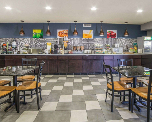Food & Drinks 5, Quality Inn Needles, San Bernardino