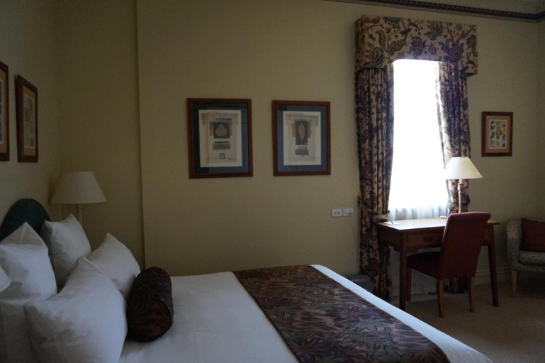 Bedroom 2, Royal Exchange Hotel, Broken Hill