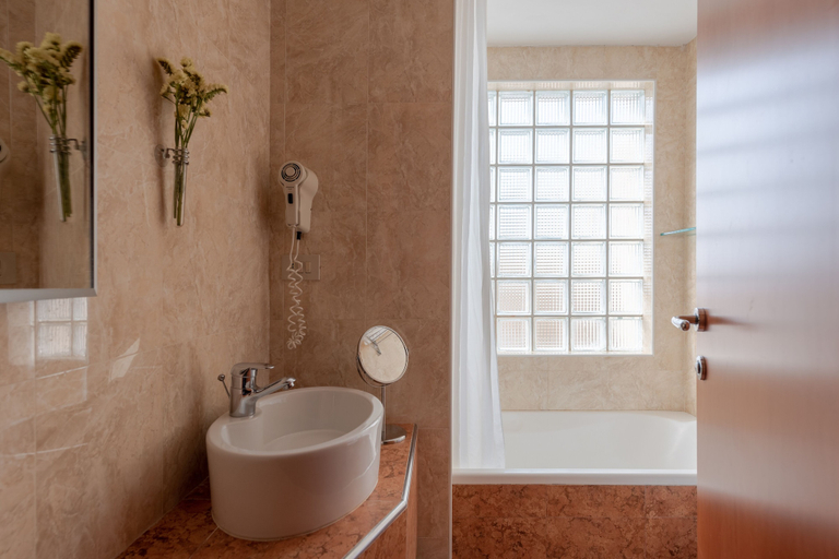 Bathroom 4, BIO BOUTIQUE HOTEL XU', Rimini