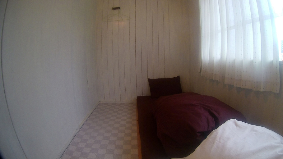 Bedroom 5, Guesthouse Nandeyanen - Hostel, Motobu