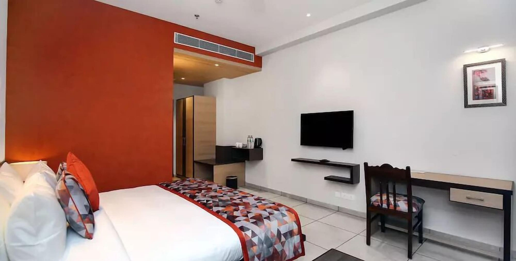 Bedroom 2, The Zenith - A Hotel By Hot Millions, Sahibzada Ajit Singh Nagar