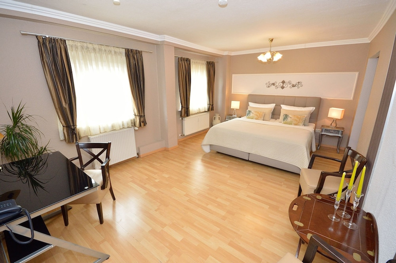 Bedroom 2, Hotel Stadt Bremen Garni, Bremen