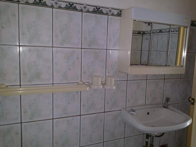 Bathroom 4, Lapu Lapu Cottages and Restaurant, Lapu-Lapu City