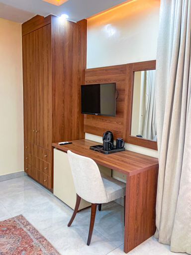 Others 5, PLUSH HOTEL, AbujaMun