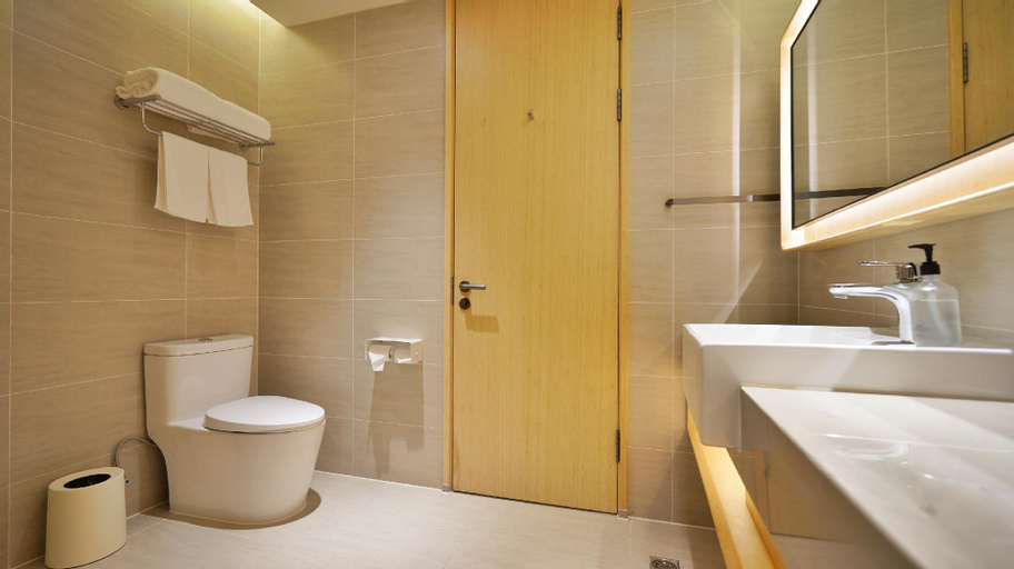 Bedroom 2, JI Hotel Shanghai Hongqiao National Exhibition and Convention Centre Huaxiang Road, Shanghai