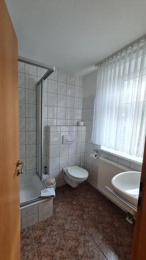 Bathroom 5, Pension Breitenborn, Hildburghausen