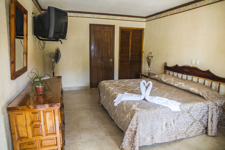 Bedroom 4, Hotel El Pueblito, Atzacan