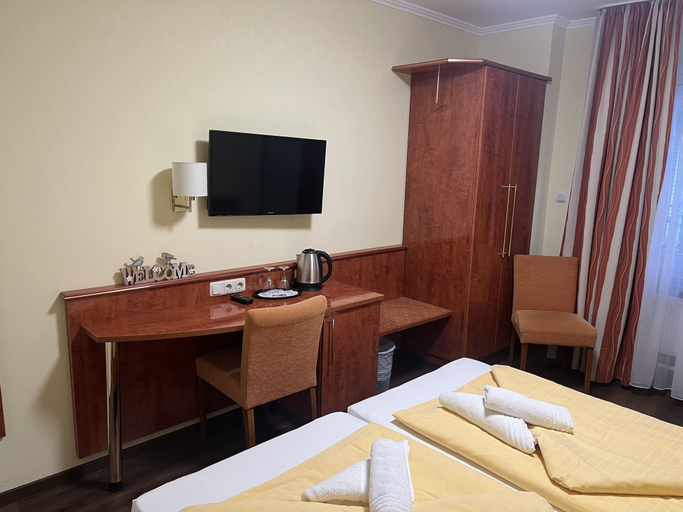 Bedroom 3, M&M Hotel - Seevetal, Harburg
