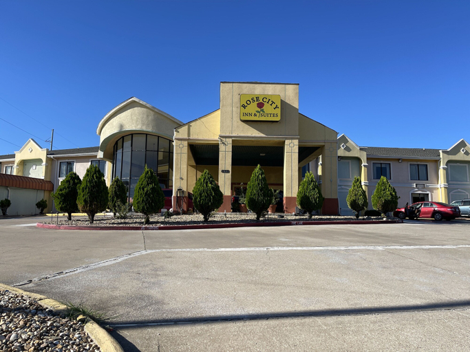 Exterior & Views 2, Rose City Inn & Suites, Smith