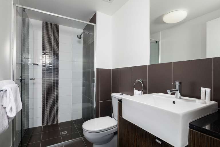 Bathroom 5, Holborn at Central, City