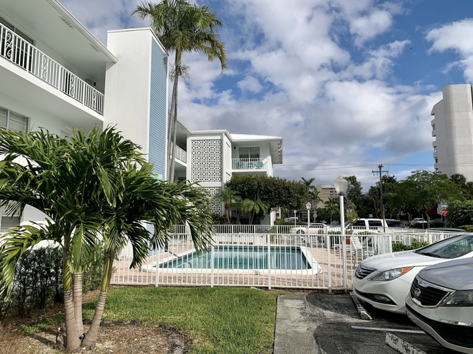 Exterior & Views 2, Bayview Regency Apartments By Lowkl, Broward